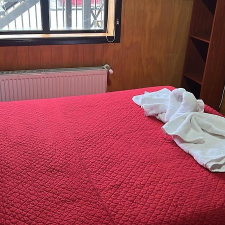 Hostal Victoria Punta Arenas Extérieur photo